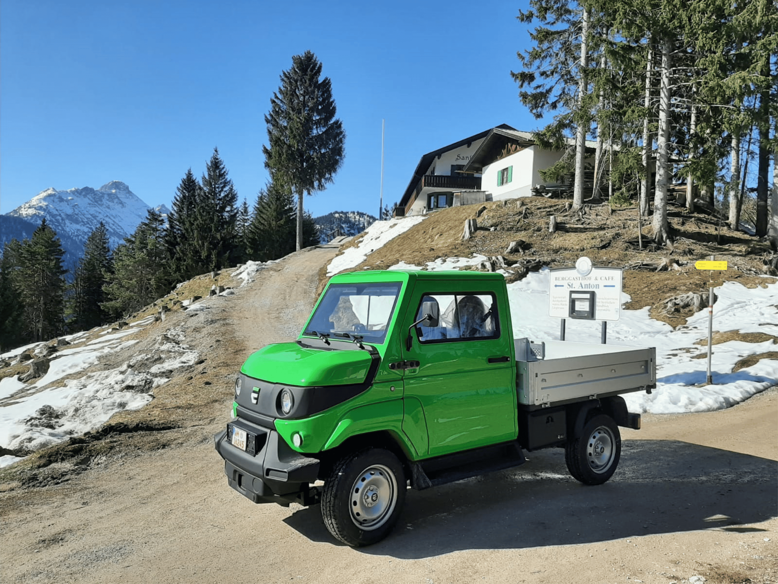 Evum Motors VS
